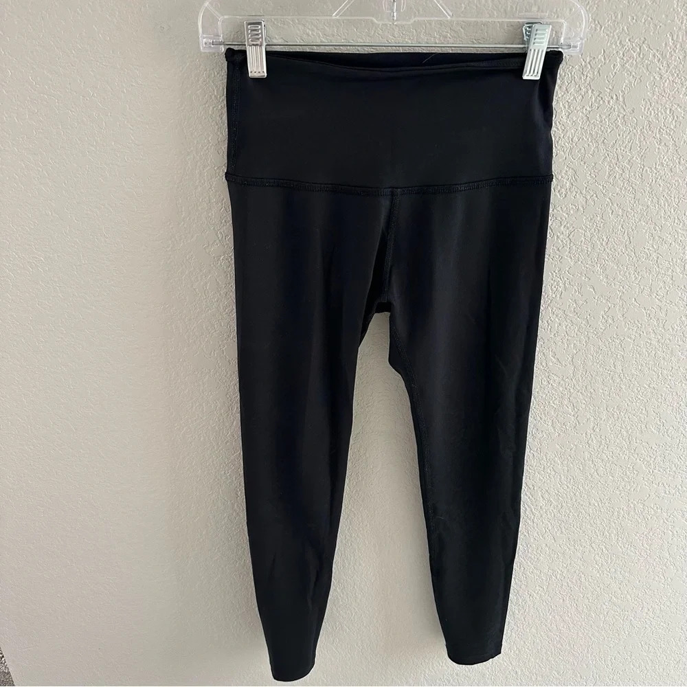 Beyond Yoga black leopard print leggings